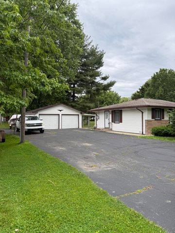 1905 Crockett Avenue, Valparaiso, IN 46383