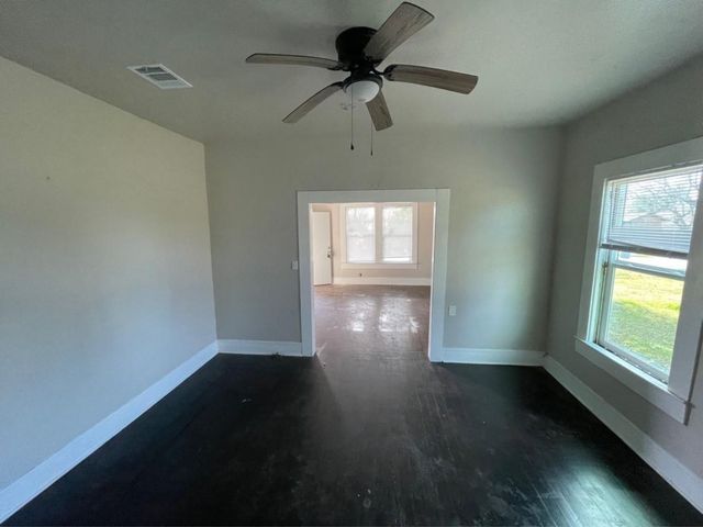 724 Orange Avenue, Port Arthur, TX 77640