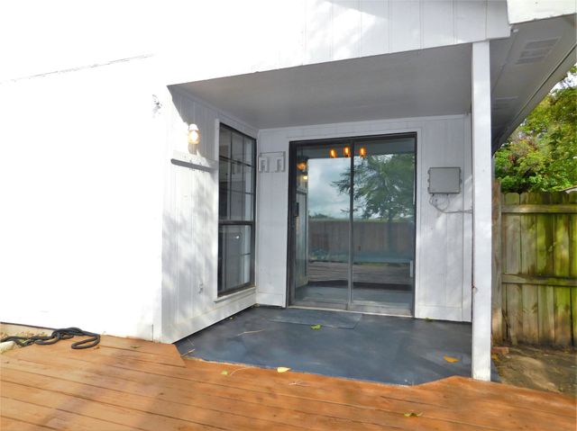 2716 Mistywood Lane, Denton, TX 76209