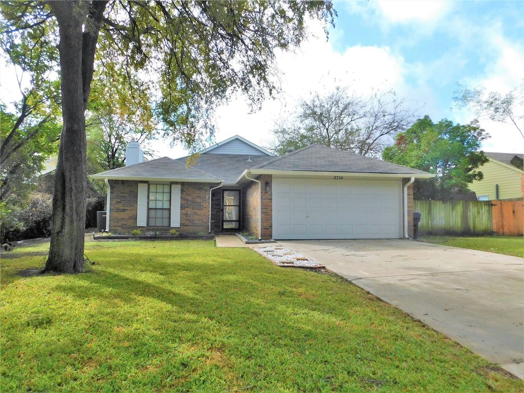 2716 Mistywood Lane, Denton, TX 76209