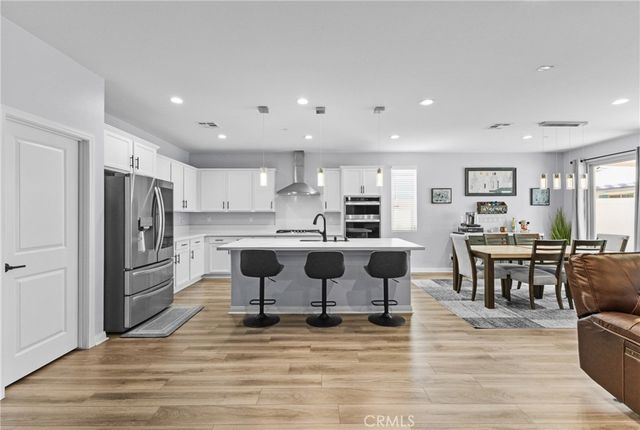 718 Torrey Court, Perris, CA 92571