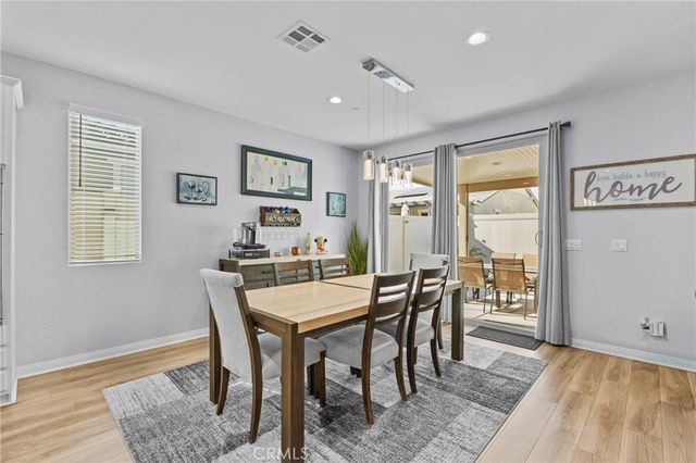 718 Torrey Court, Perris, CA 92571