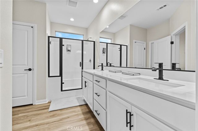 718 Torrey Court, Perris, CA 92571