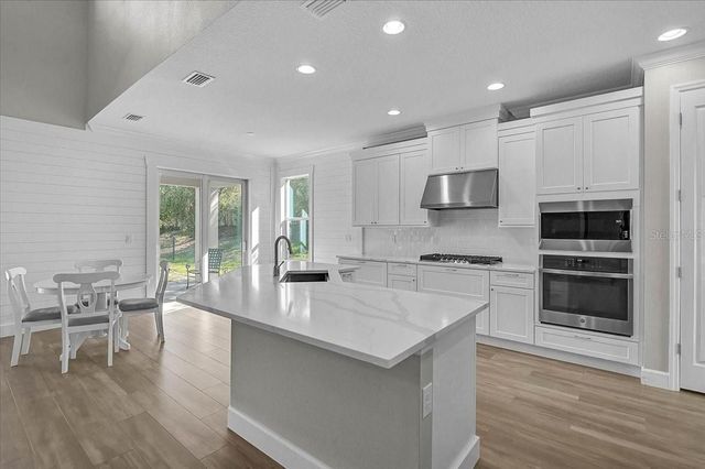 5786 INKBERRY CIRCLE, Sarasota, FL 34238