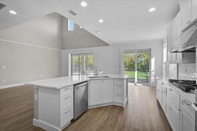 5786 INKBERRY CIRCLE, Sarasota, FL 34238