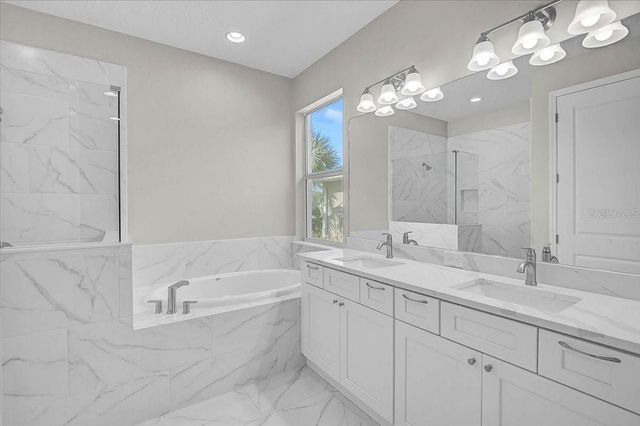 5786 INKBERRY CIRCLE, Sarasota, FL 34238