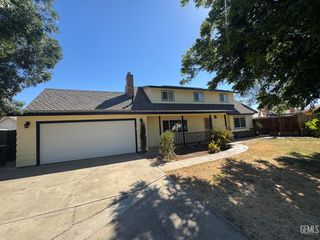 4705 Winners Circle, Bakersfield, CA 93309
