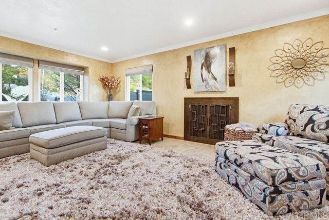 10118 Swanton Drive, Santee, CA 92071