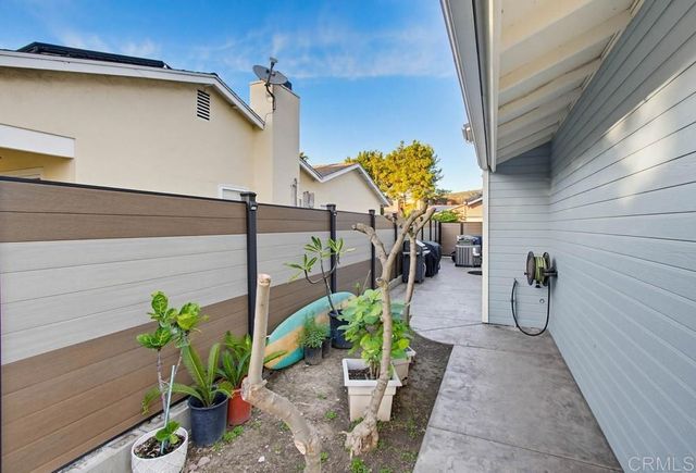 10118 Swanton Drive, Santee, CA 92071