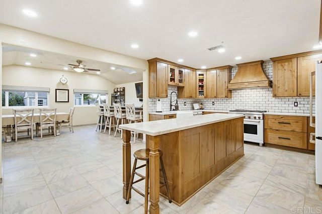 10118 Swanton Drive, Santee, CA 92071