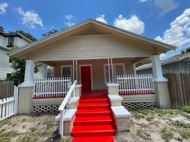 221 W EMILY STREET, Tampa, FL 33603