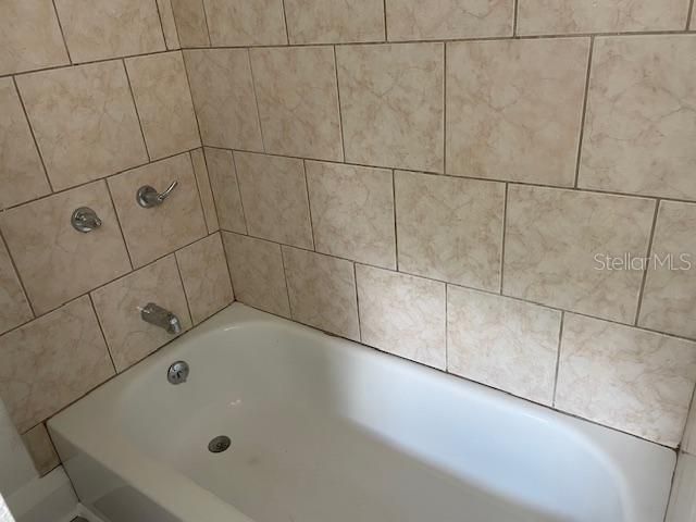 221 W EMILY STREET, Tampa, FL 33603