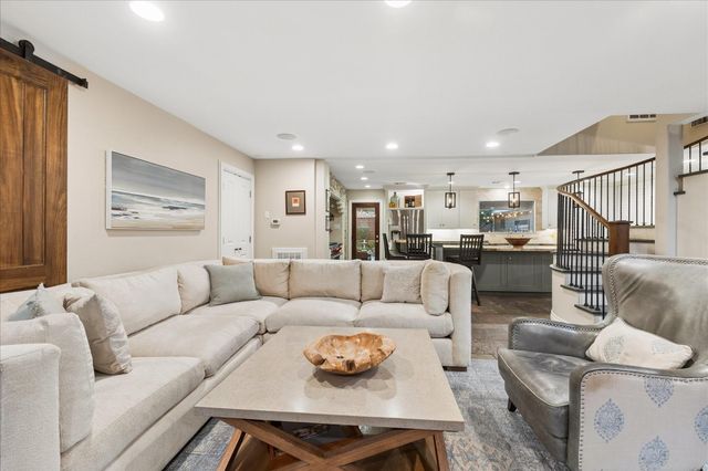 13723 Taylorcrest Road, Houston, TX 77079