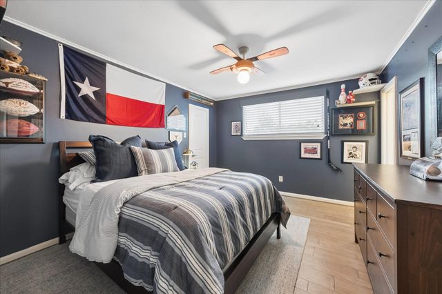 13723 Taylorcrest Road, Houston, TX 77079