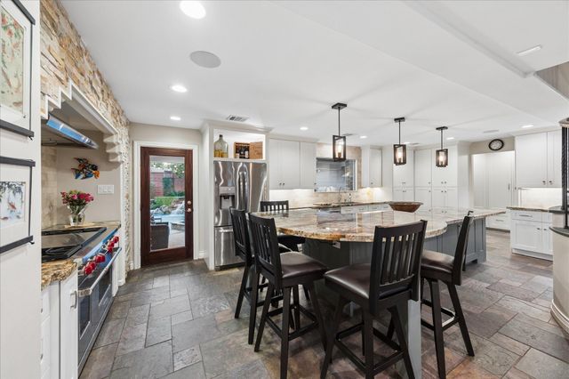 13723 Taylorcrest Road, Houston, TX 77079