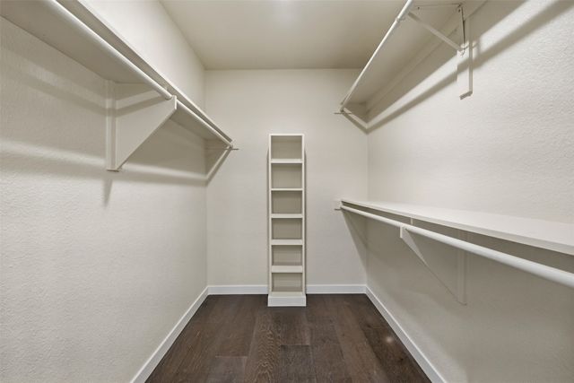 4205 W Pleasant Forest Street, Arlington, TX 76015