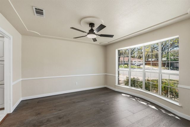 4205 W Pleasant Forest Street, Arlington, TX 76015