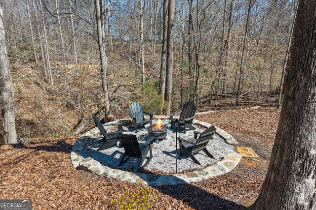 300 Rock Creek Trail, Toccoa, GA 30577