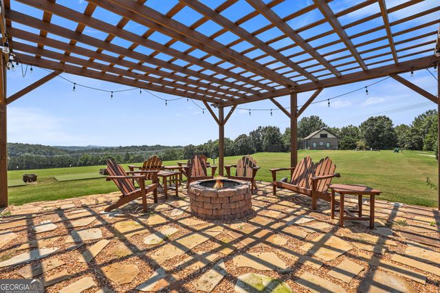 300 Rock Creek Trail, Toccoa, GA 30577