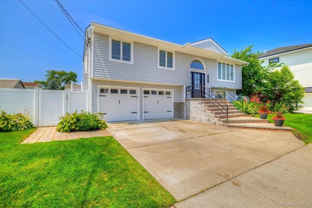 3784 Carrel Boulevard, Oceanside, NY 11572