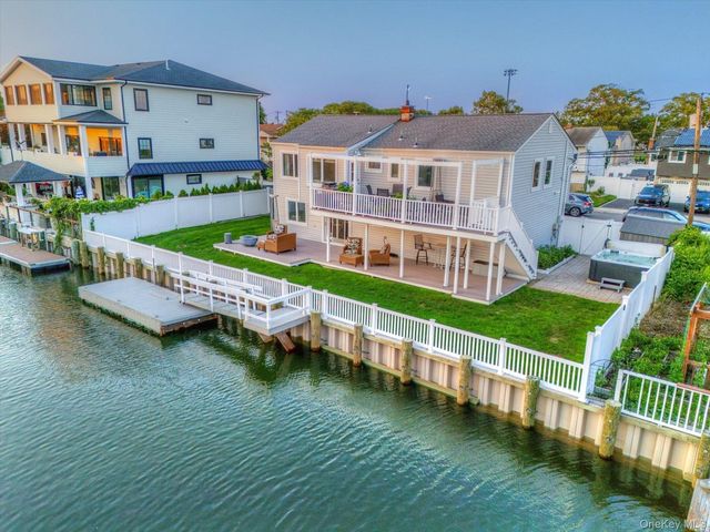 3784 Carrel Boulevard, Oceanside, NY 11572