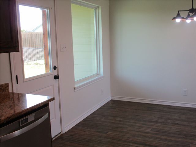 117 Mill Street, Emory, TX 75440