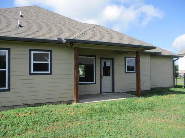 117 Mill Street, Emory, TX 75440