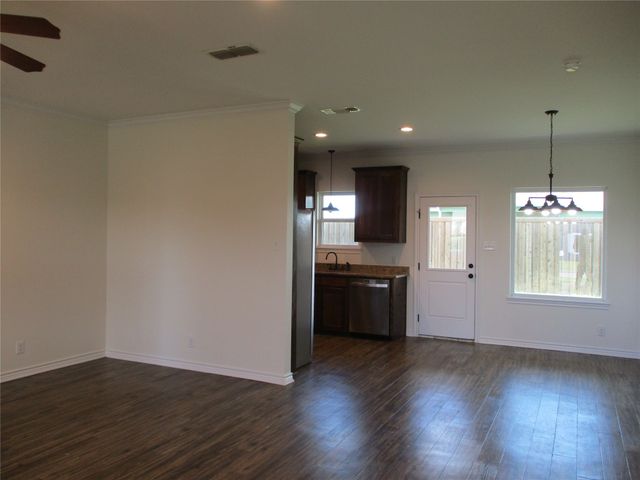 117 Mill Street, Emory, TX 75440