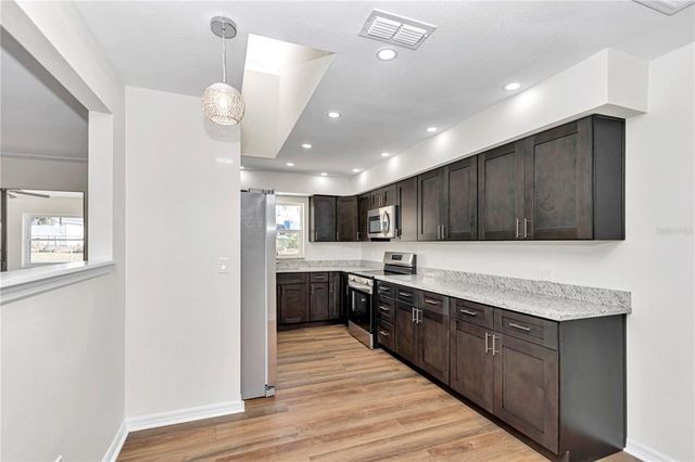 15261 SW 43RD AVENUE ROAD, Ocala, FL 34473
