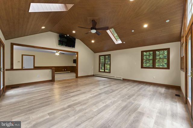 2485 CAMP ROCK HILL RD, Quakertown, PA 18951