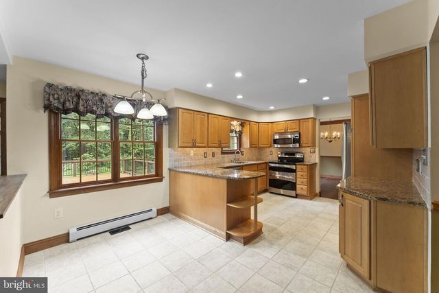 2485 CAMP ROCK HILL RD, Quakertown, PA 18951
