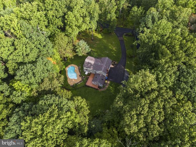 2485 CAMP ROCK HILL RD, Quakertown, PA 18951