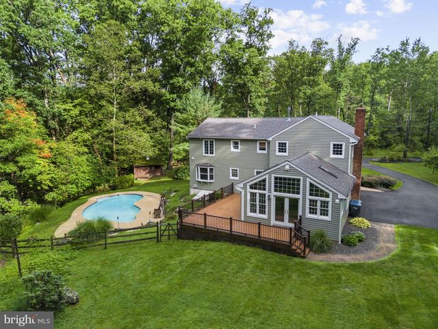 2485 CAMP ROCK HILL RD, Quakertown, PA 18951