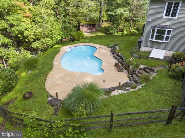 2485 CAMP ROCK HILL RD, Quakertown, PA 18951