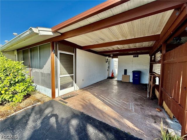 9 Palm BLVD, Lehigh Acres, FL 33936