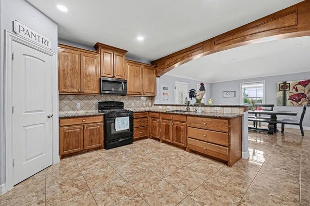 14299 Fm 1887 Road, Hempstead, TX 77445