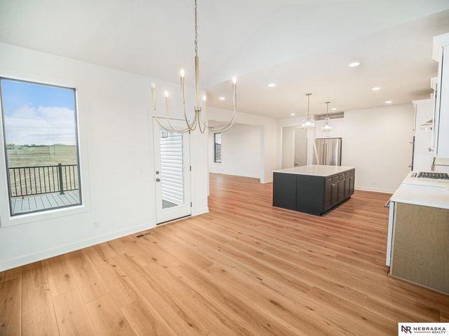 19720 Long View Lane, Hickman, NE 68372