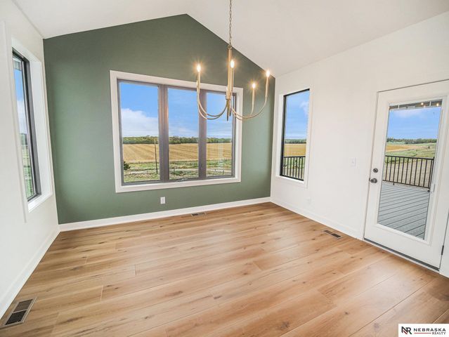 19720 Long View Lane, Hickman, NE 68372