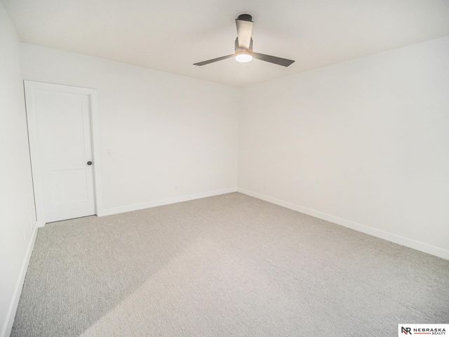 19720 Long View Lane, Hickman, NE 68372