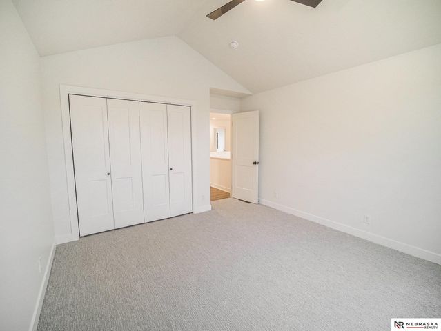 19720 Long View Lane, Hickman, NE 68372