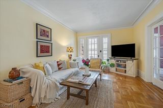 16 Forest St 405, Montclair Twp., NJ 07042