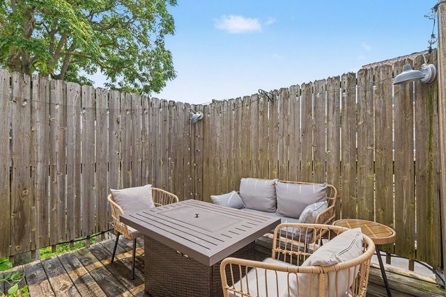 1619 W Hollywood Avenue 3, Chicago, IL 60660