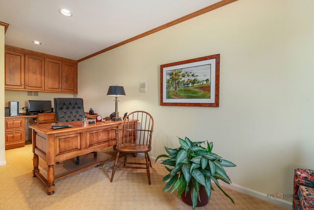 2148 Royal Ridge Drive, Northbrook, IL 60062
