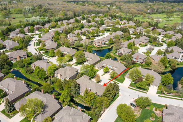 2148 Royal Ridge Drive, Northbrook, IL 60062