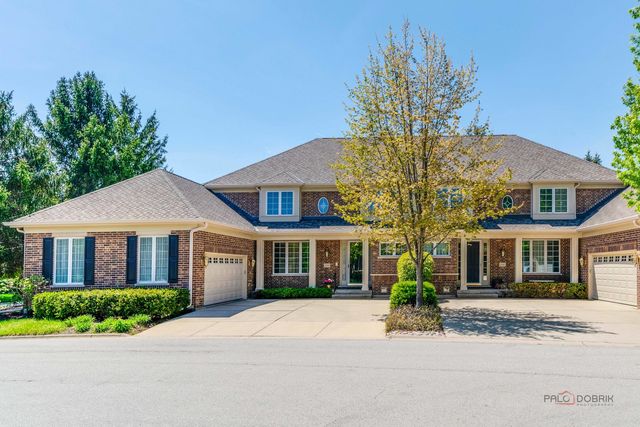 2148 Royal Ridge Drive, Northbrook, IL 60062