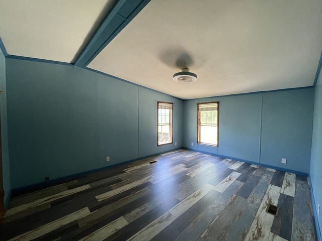 120 Manners Rd, Dover, TN 37058