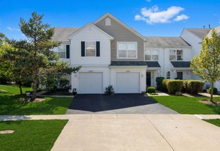 2010 Orchard Lane, Carpentersville, IL 60110