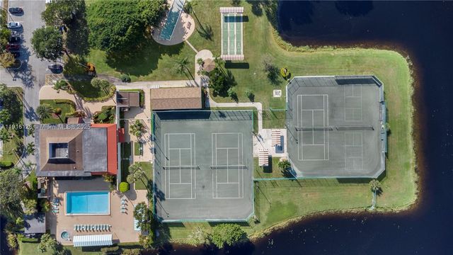 7831 Willow Spring Dr 525, Lake Worth, FL 33467