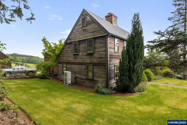 4725 Eola Dr NW, Salem, OR 97304