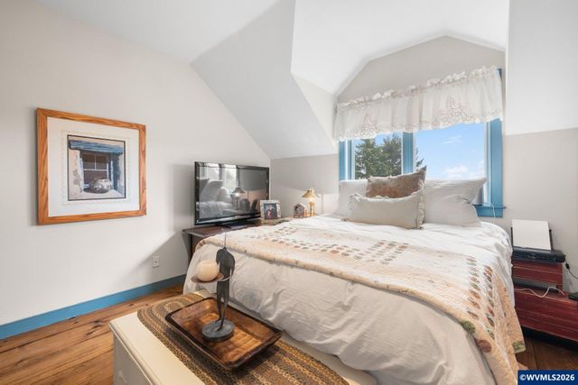 4725 Eola Dr NW, Salem, OR 97304